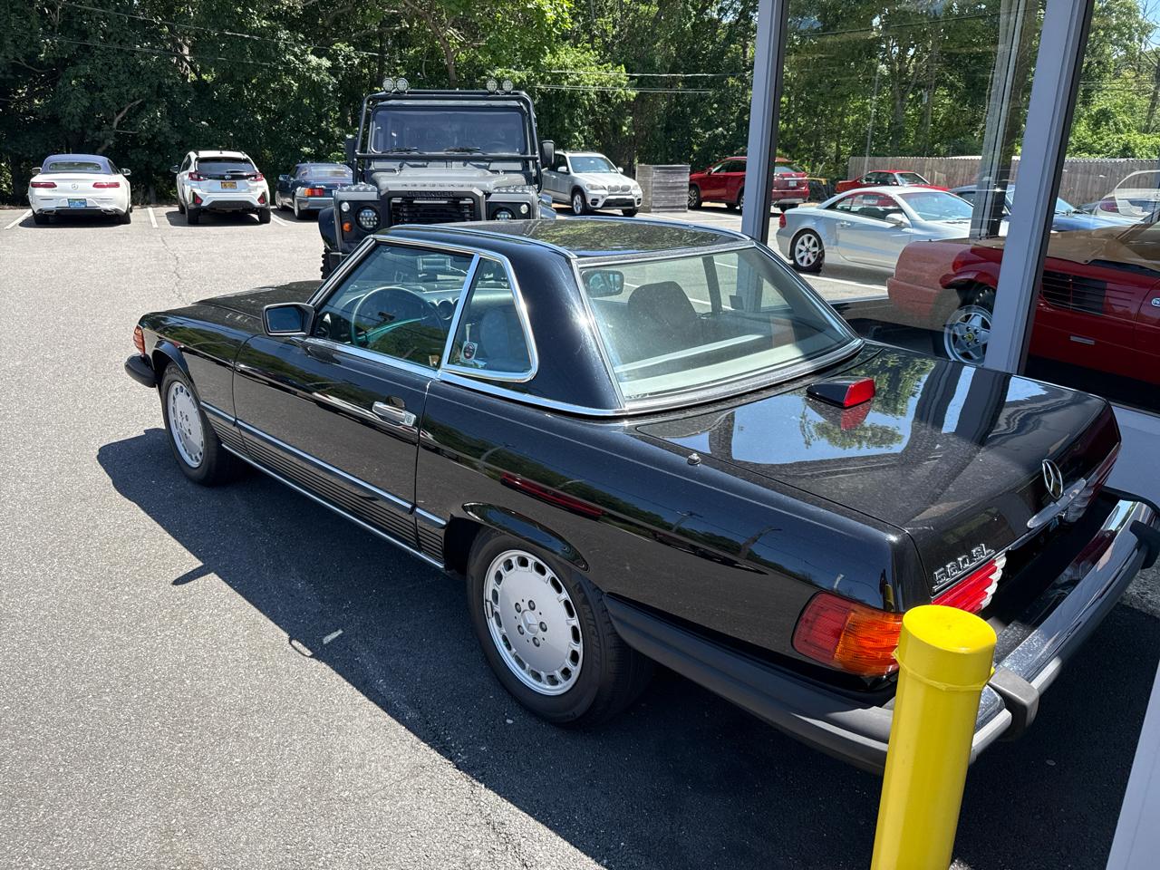 1987 Mercedes-Benz 560 SL