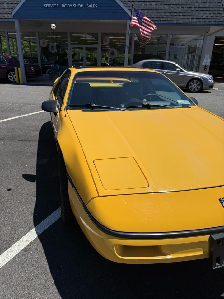 Pontiac Fiero Formula 1988