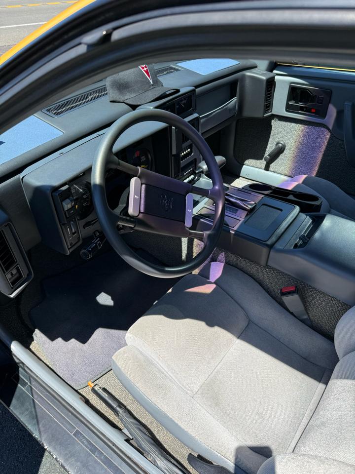 Pontiac Fiero Formula 1988