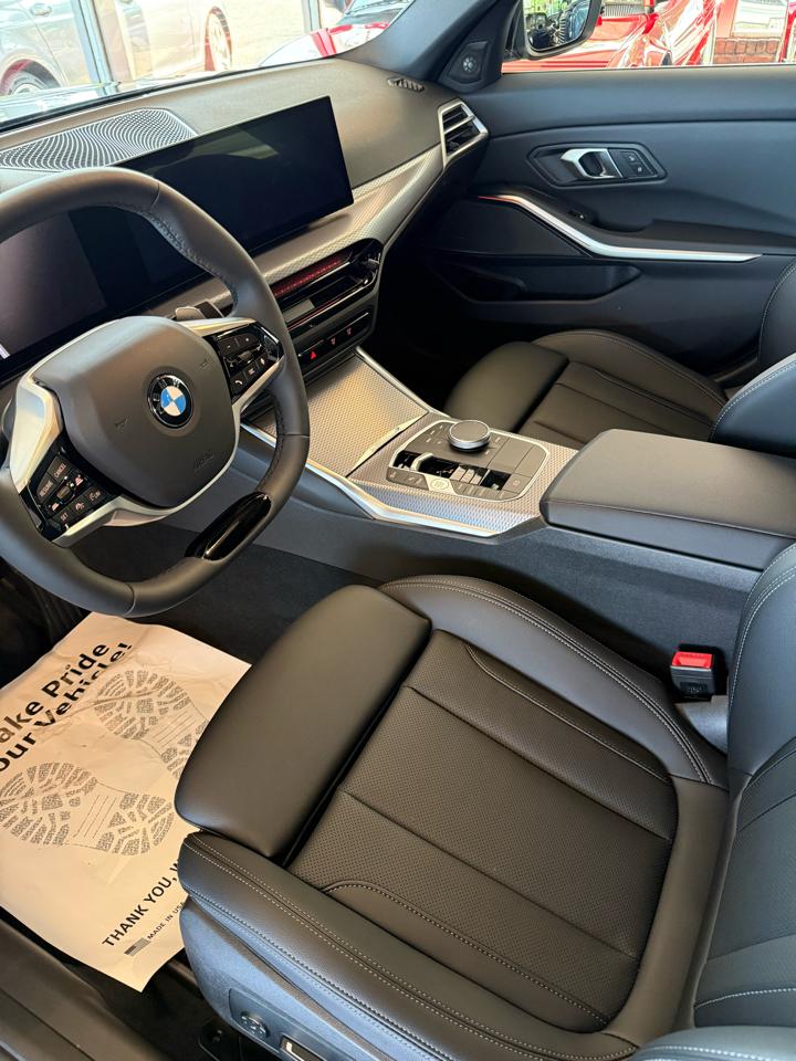 BMW 3-Series 330i xDrive 2026