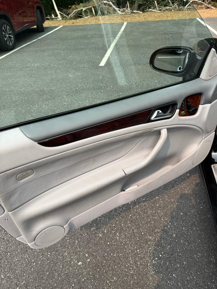 Mercedes-Benz CLK-Class CLK320 Cabriolet 2001