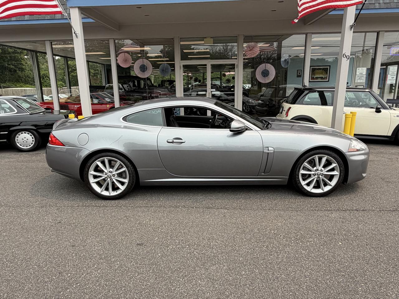 Jaguar XK-Series XKR Coupe 2011