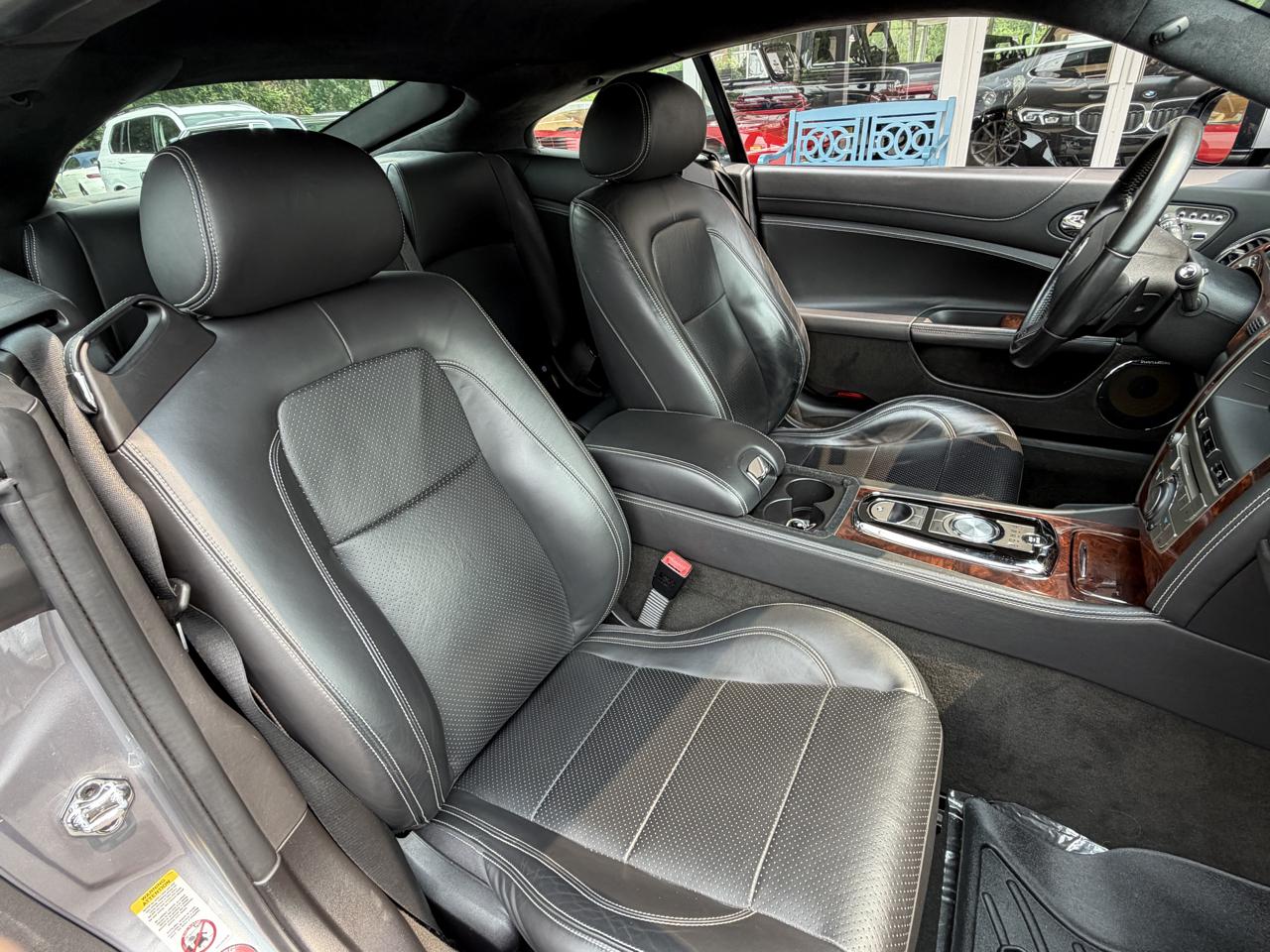 Jaguar XK-Series XKR Coupe 2011