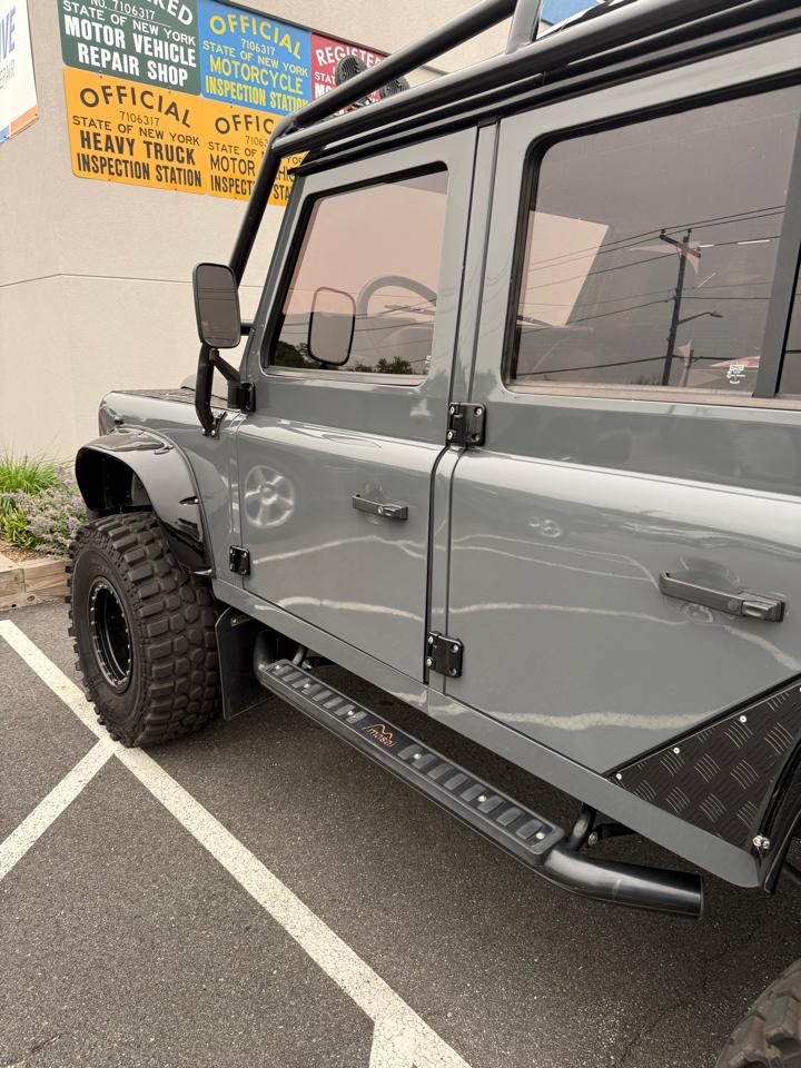 Land Rover Defender 110  1987