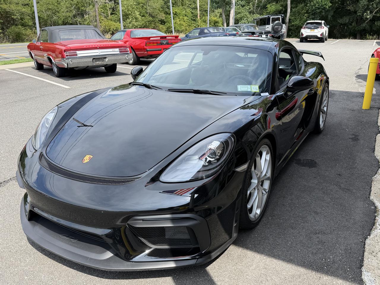 Porsche Cayman GT4 2020