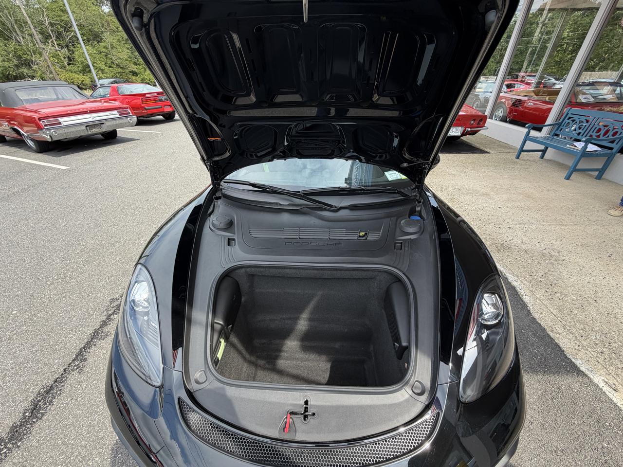 Porsche Cayman GT4 2020