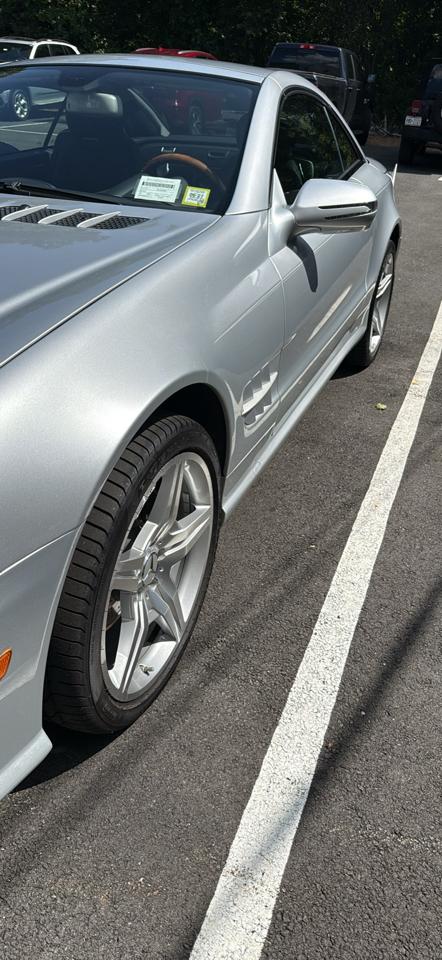 Mercedes-Benz SL-Class SL550 2009