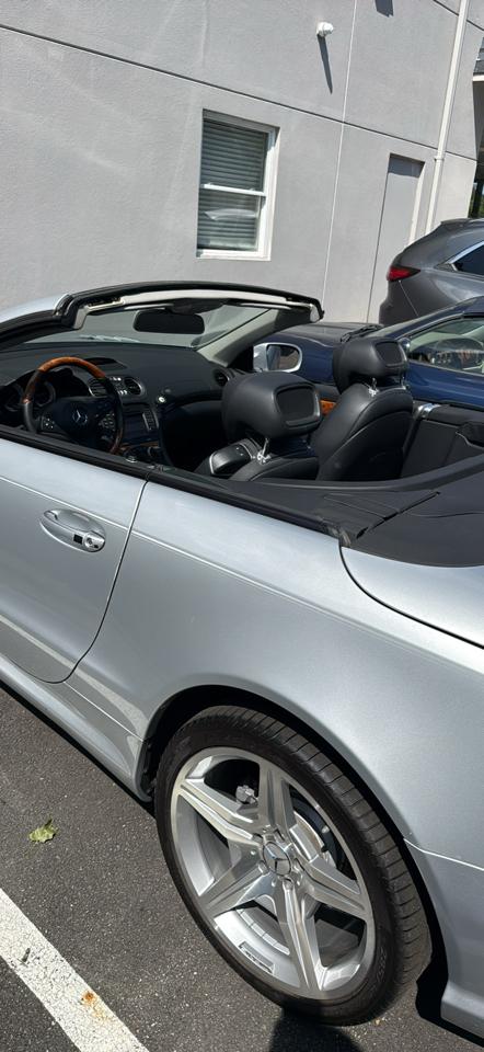Mercedes-Benz SL-Class SL550 2009