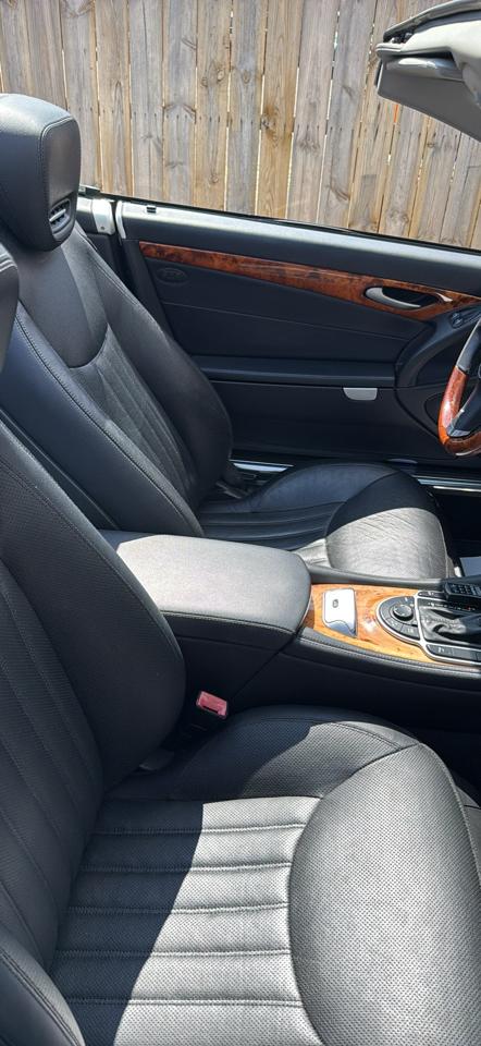 Mercedes-Benz SL-Class SL550 2009