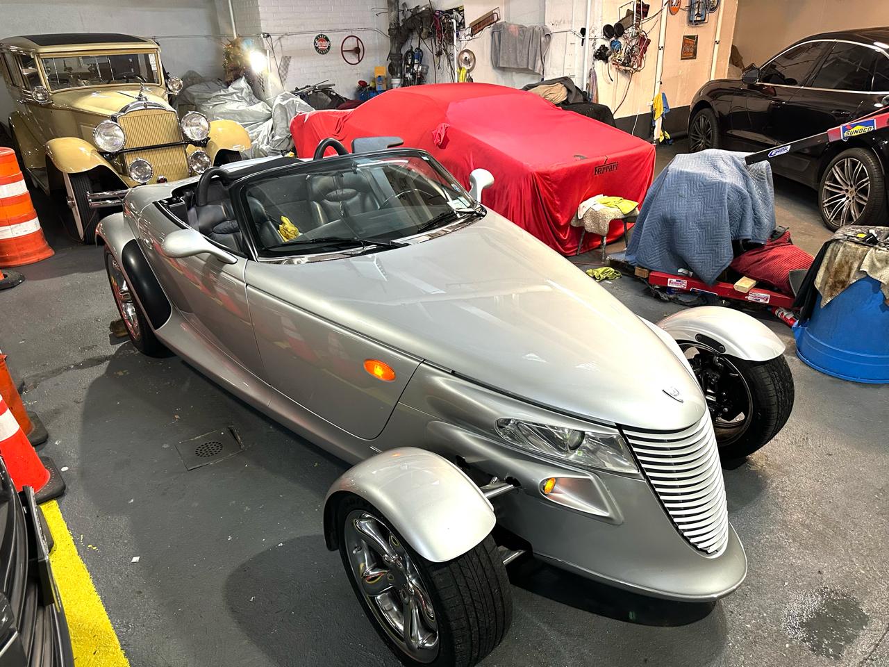 Plymouth Prowler Base 2000