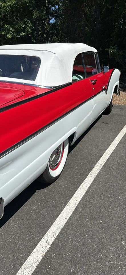 Ford Fairlane  1955