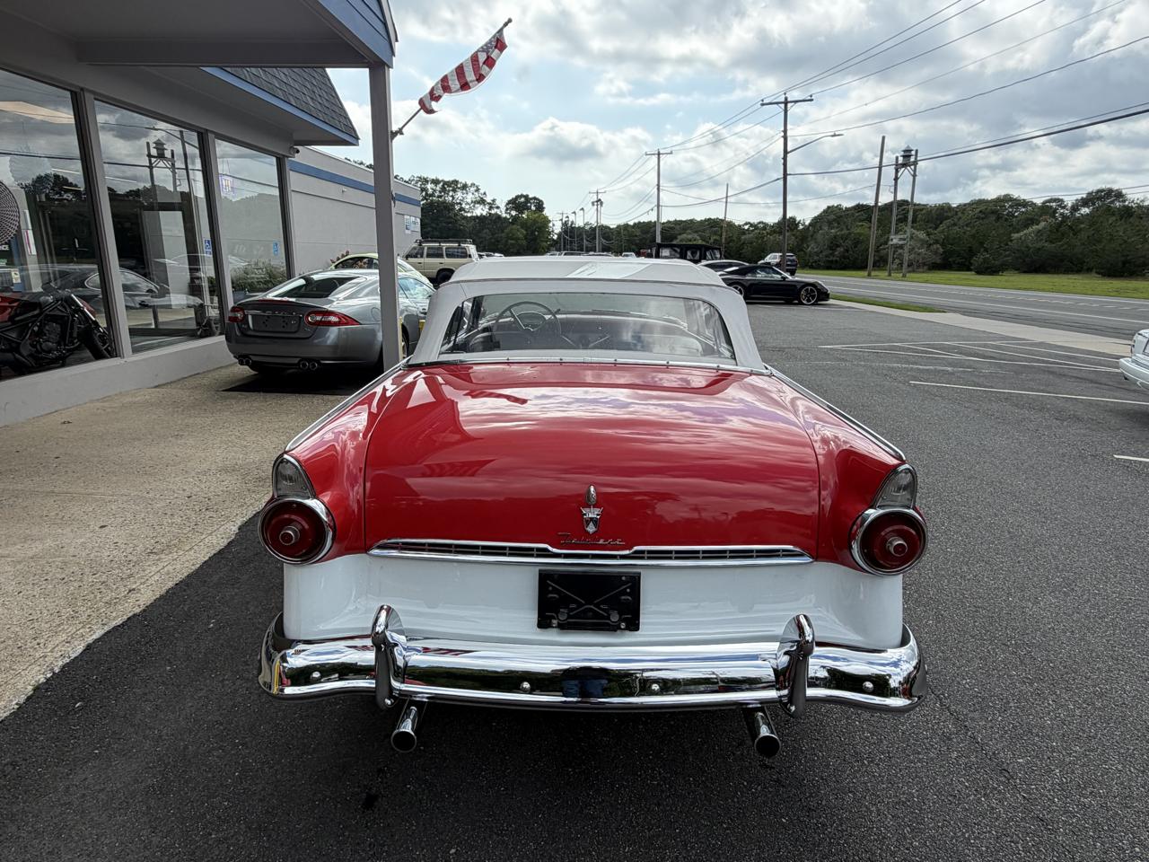 Ford Fairlane  1955