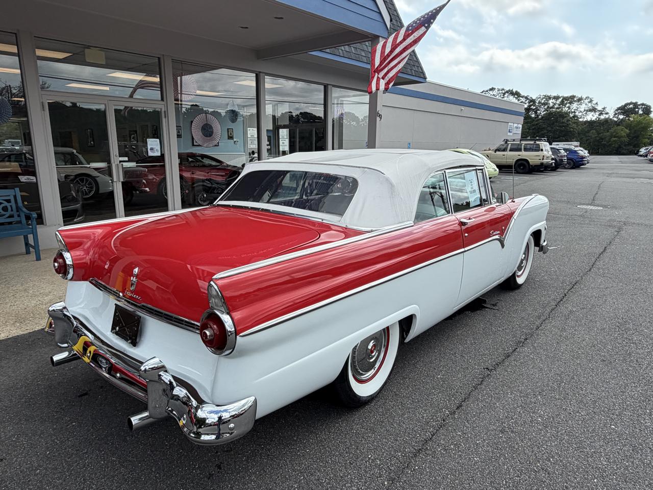 Ford Fairlane  1955