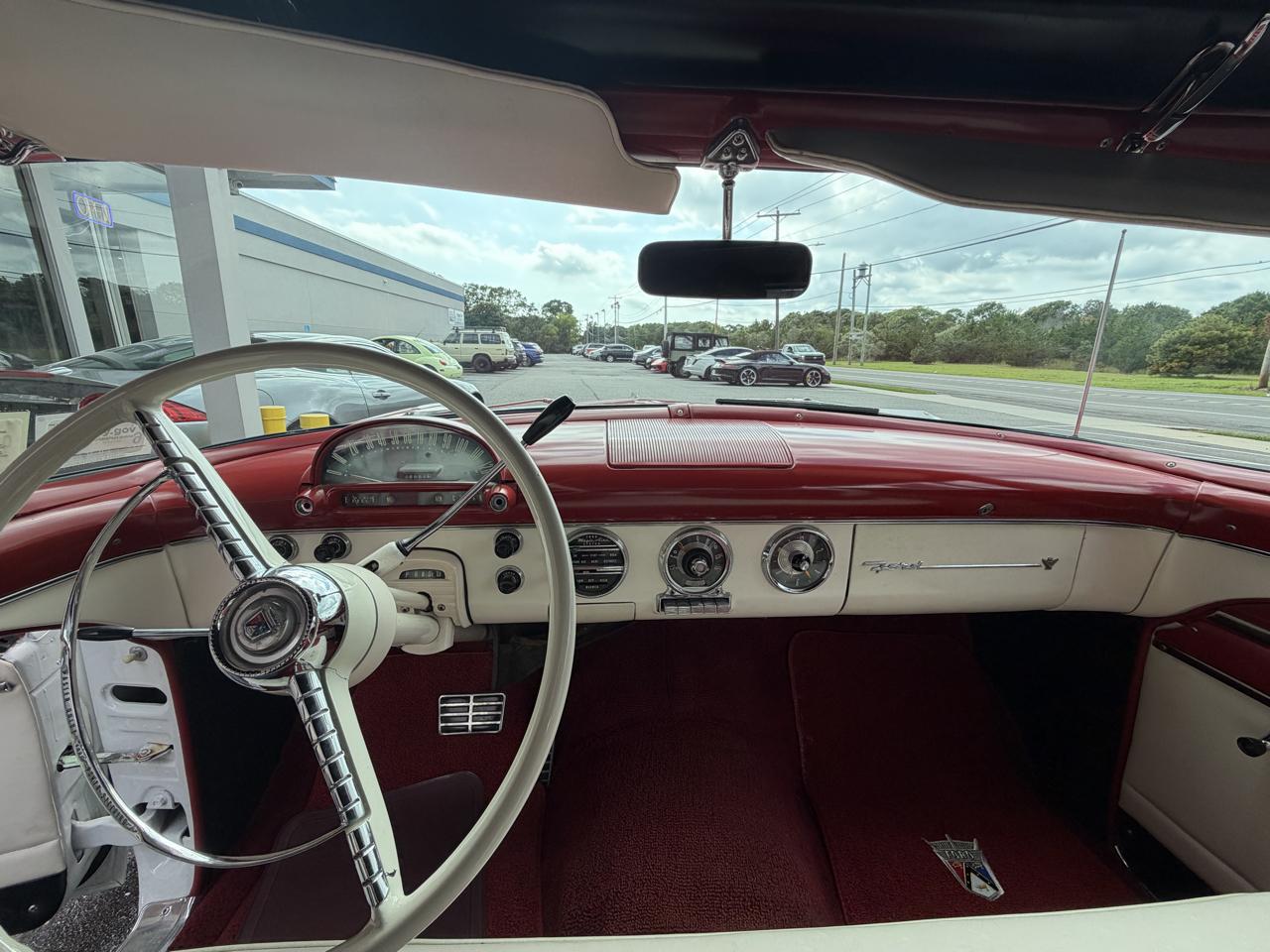Ford Fairlane  1955