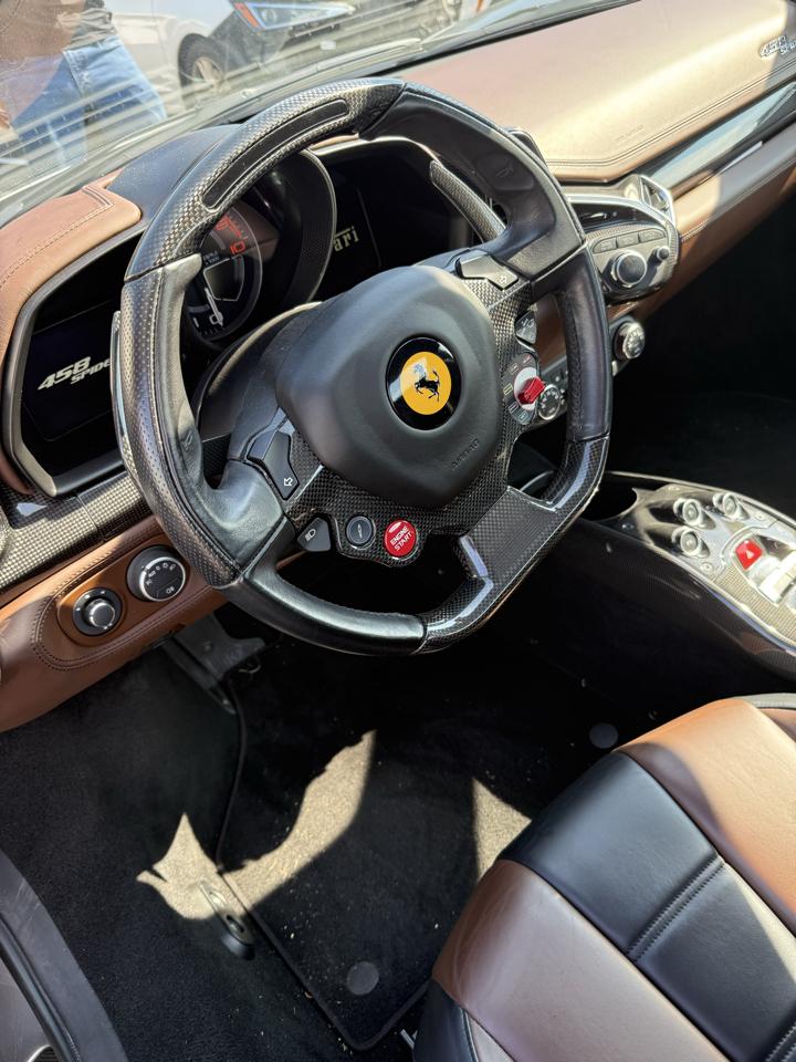 Ferrari 458 Spider 2012