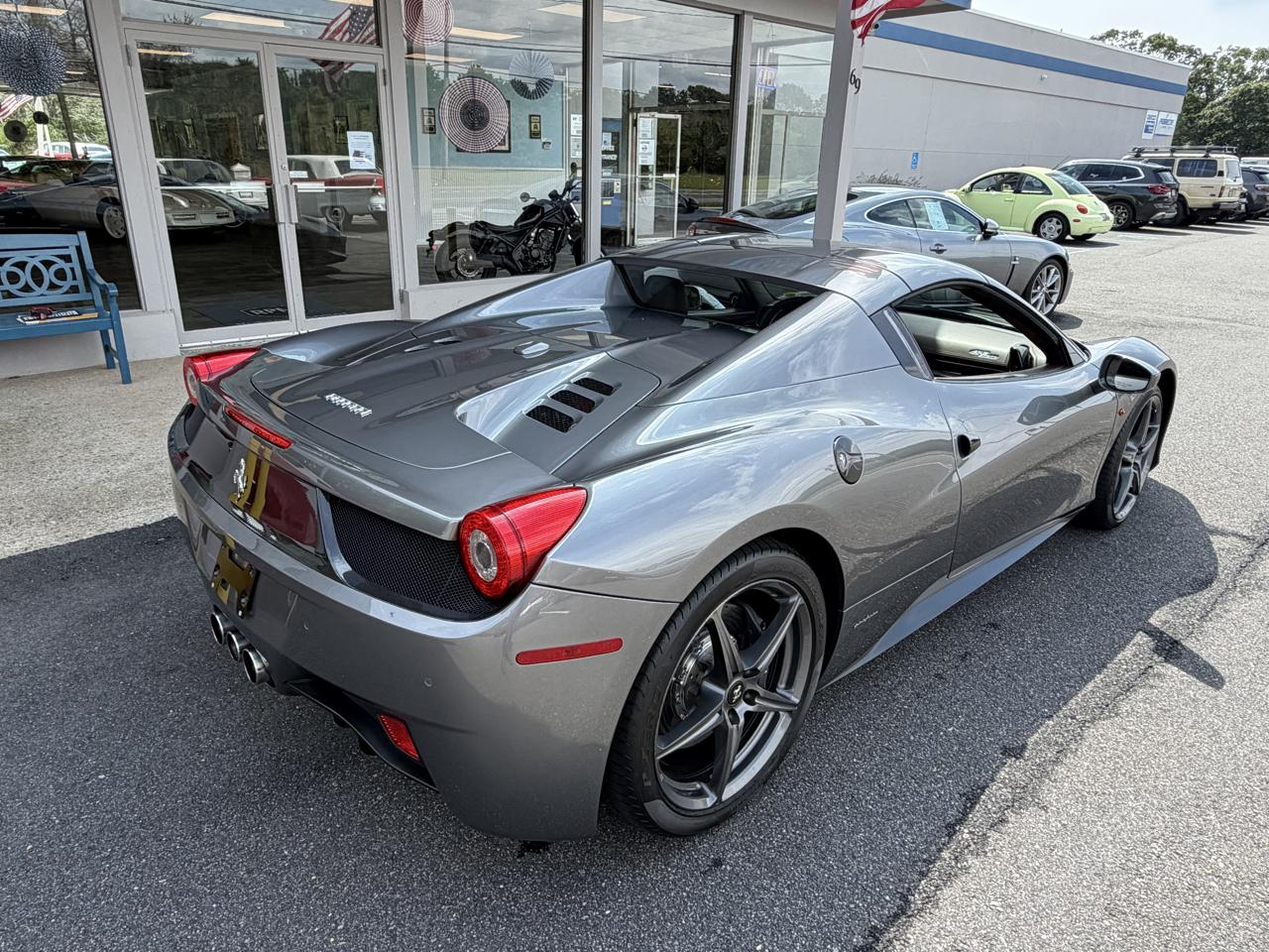 Ferrari 458 Spider 2012