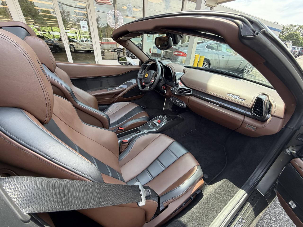 Ferrari 458 Spider 2012