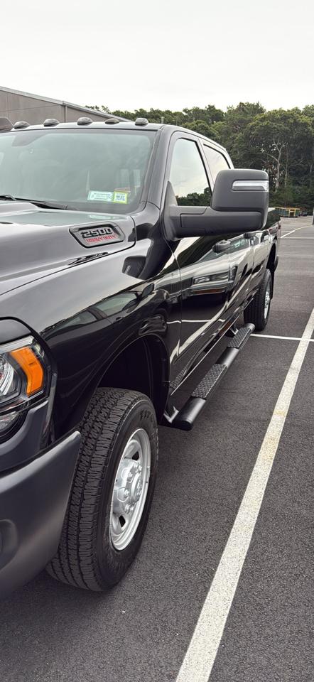 RAM 2500 Tradesman Crew Cab LWB 4WD 2024
