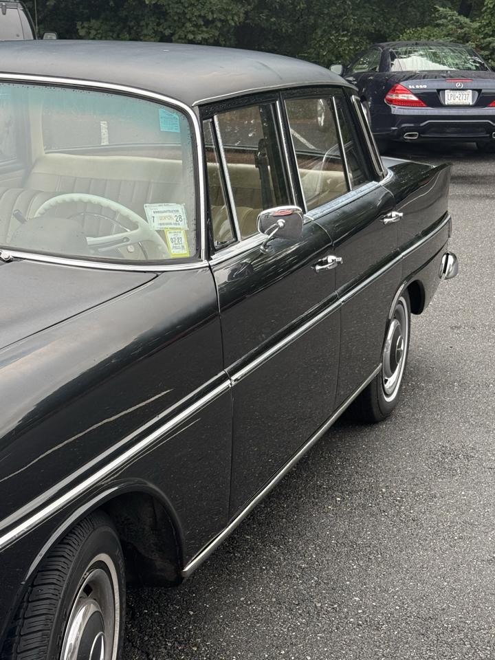 Mercedes-Benz 220  1966