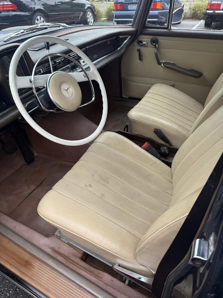 Mercedes-Benz 220  1966