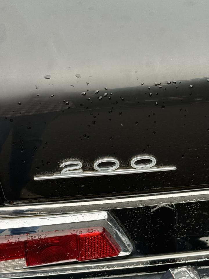 Mercedes-Benz 220  1966