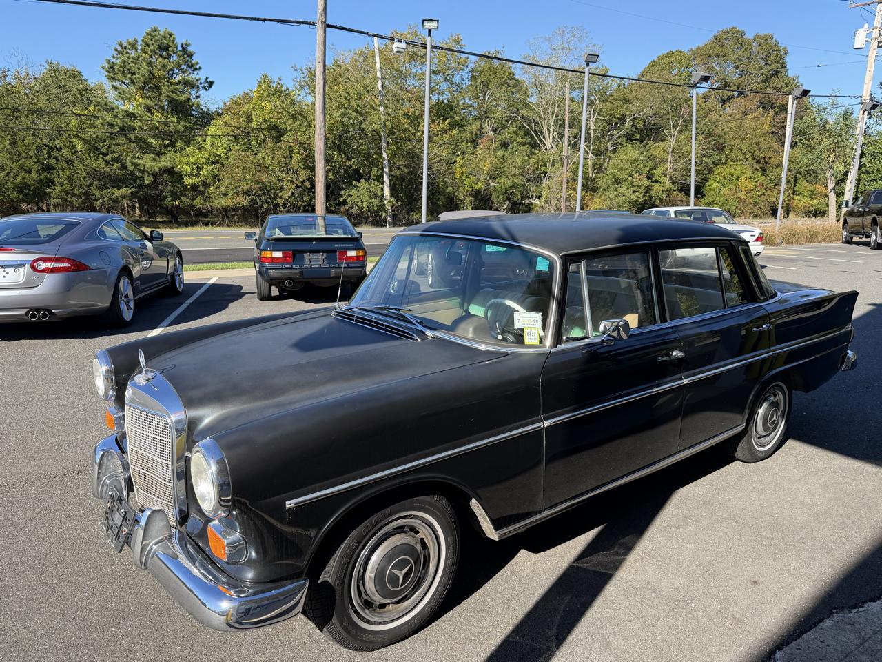 Mercedes-Benz 220  1966