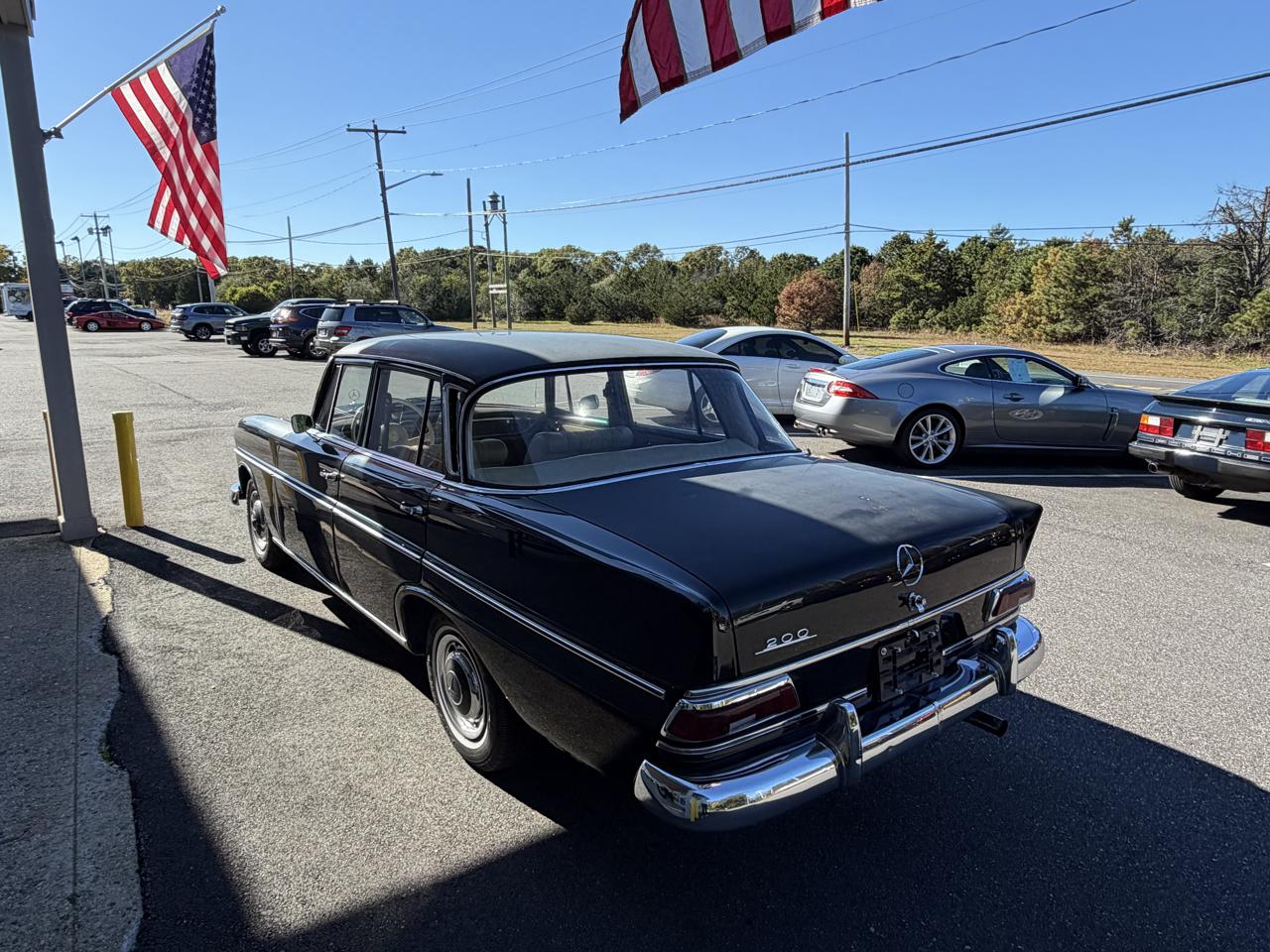 Mercedes-Benz 220  1966