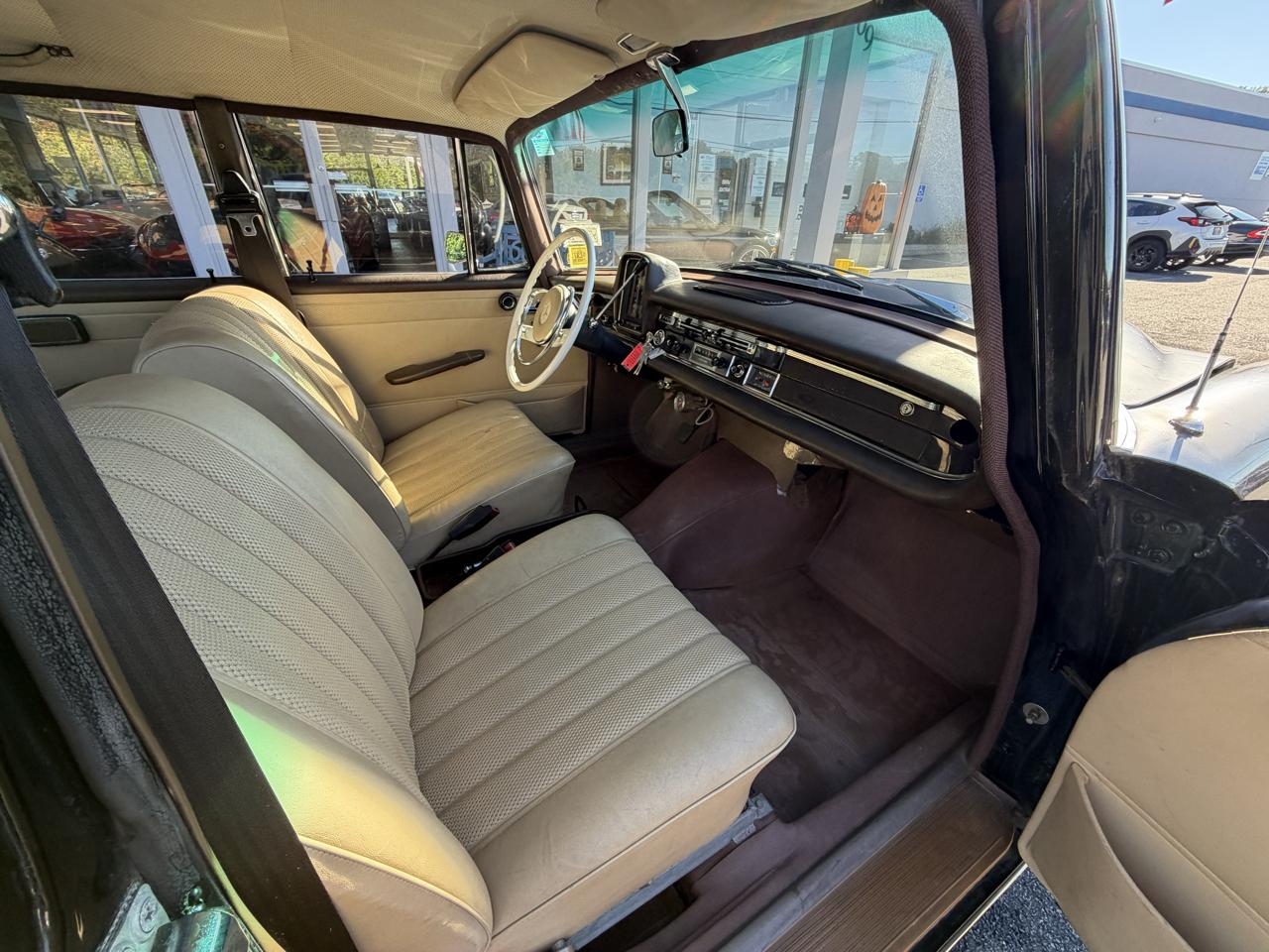 Mercedes-Benz 220  1966