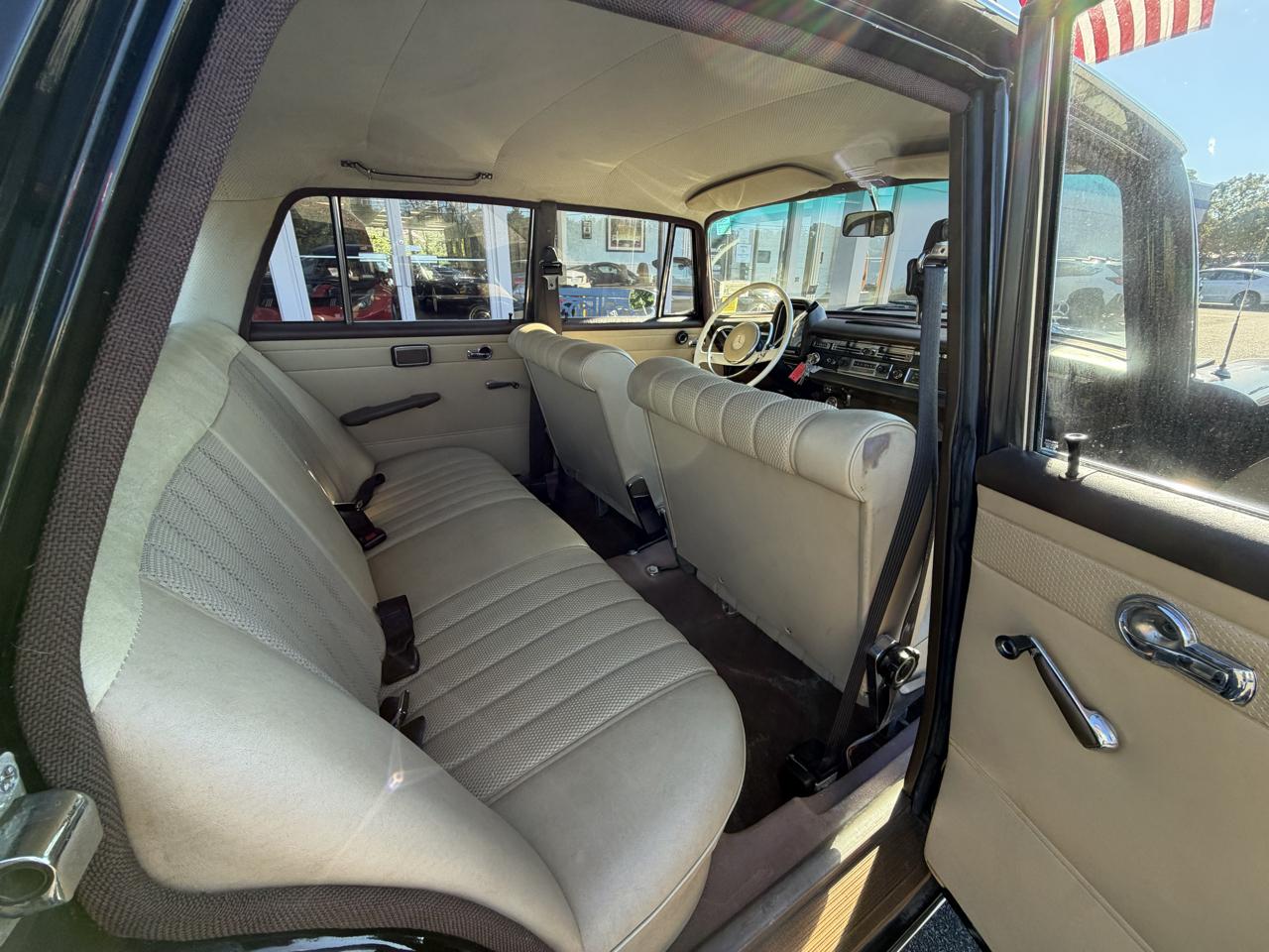 Mercedes-Benz 220  1966