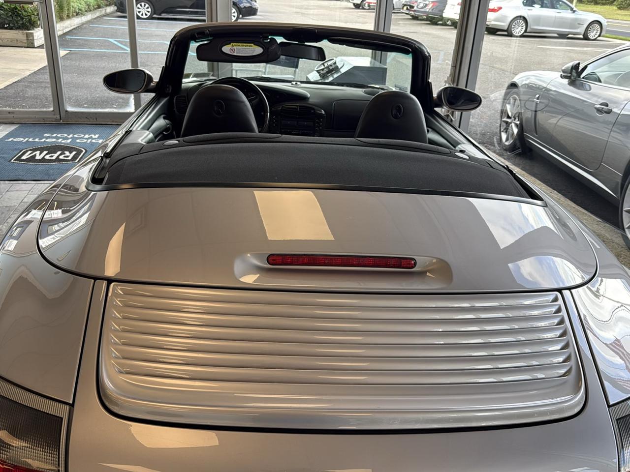 Porsche 911 Carrera Cabriolet 2001