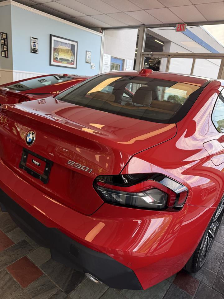 BMW 2-Series 230i Coupe 2023
