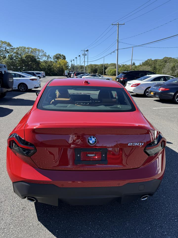 BMW 2-Series 230i Coupe 2023