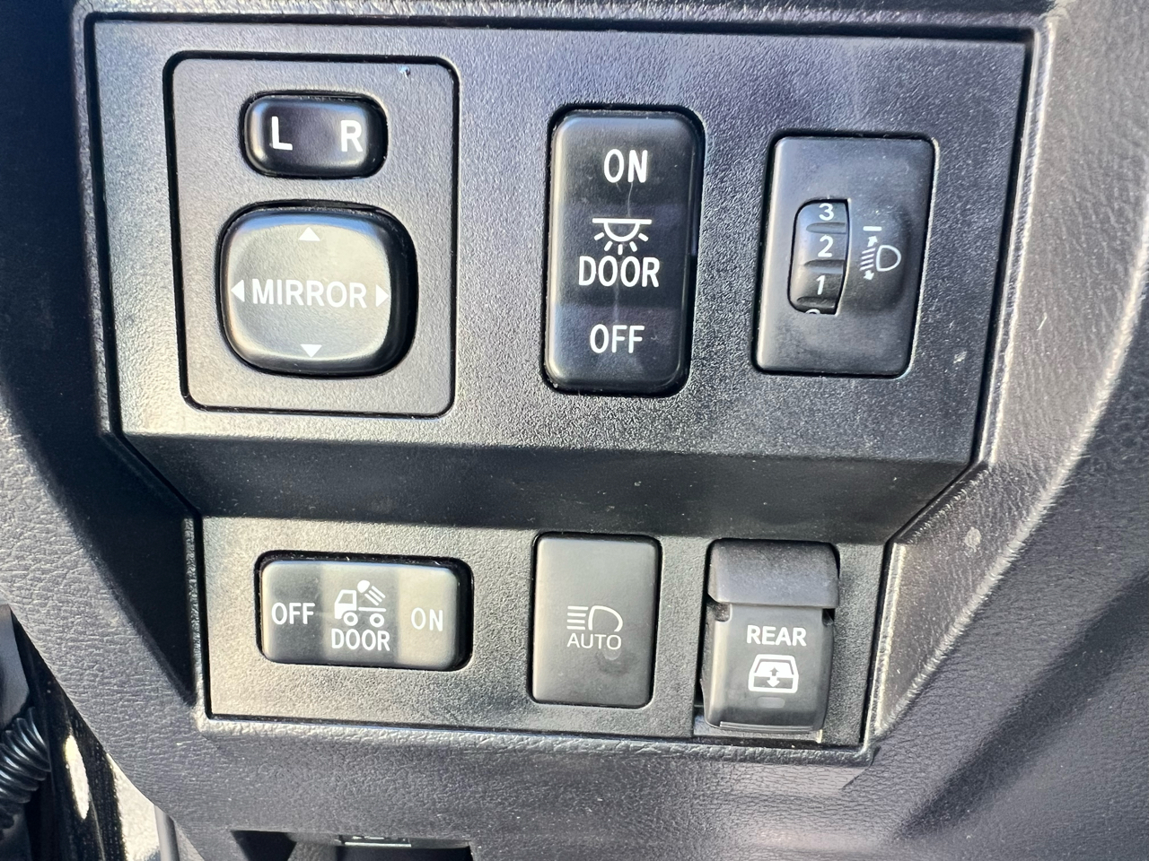 2020 Toyota Tundra TRD CrewMax photo 16