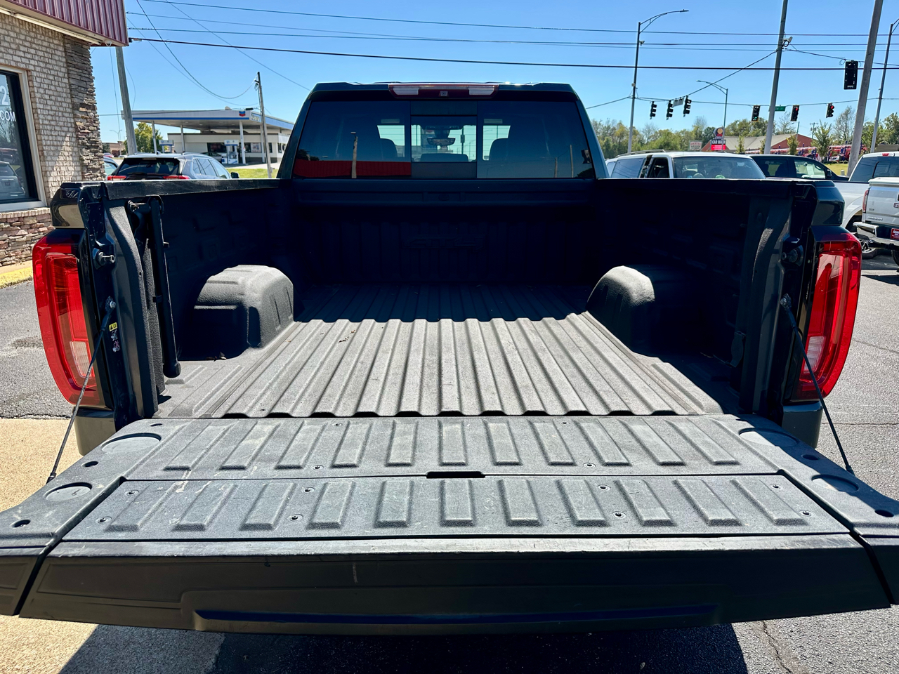 GMC Sierra 1500 4WD Double Cab 147" AT4 2019 GMC Sierra 1500 4WD Double Cab 147" AT4 2019