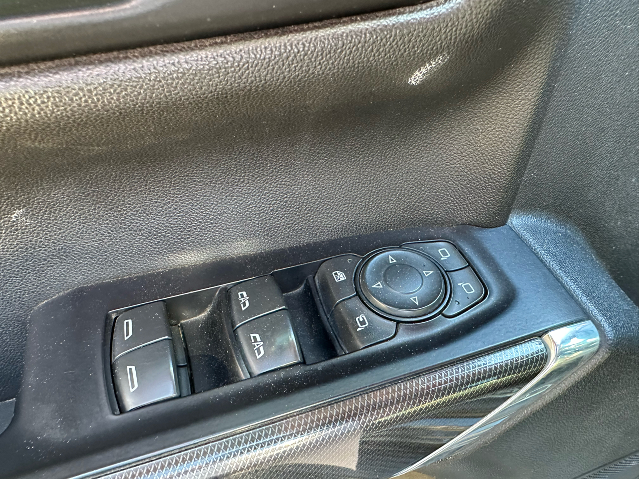 GMC Sierra 1500 4WD Double Cab 147" AT4 2019 GMC Sierra 1500 4WD Double Cab 147" AT4 2019