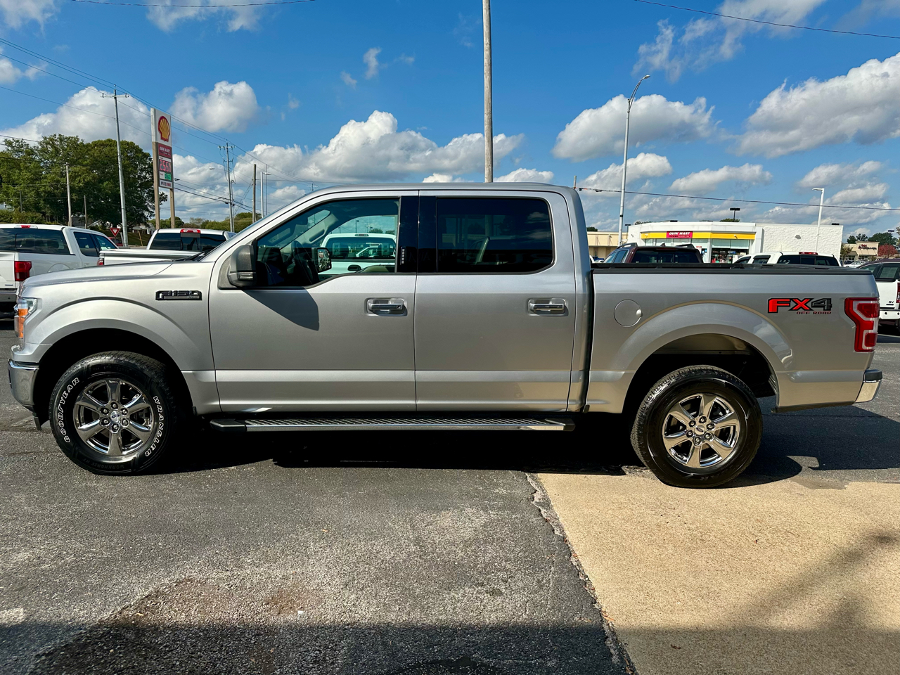 Ford F-150 XLT 4WD SuperCrew 5.5' Box 2020 Ford F-150 XLT 4WD SuperCrew 5.5' Box 2020