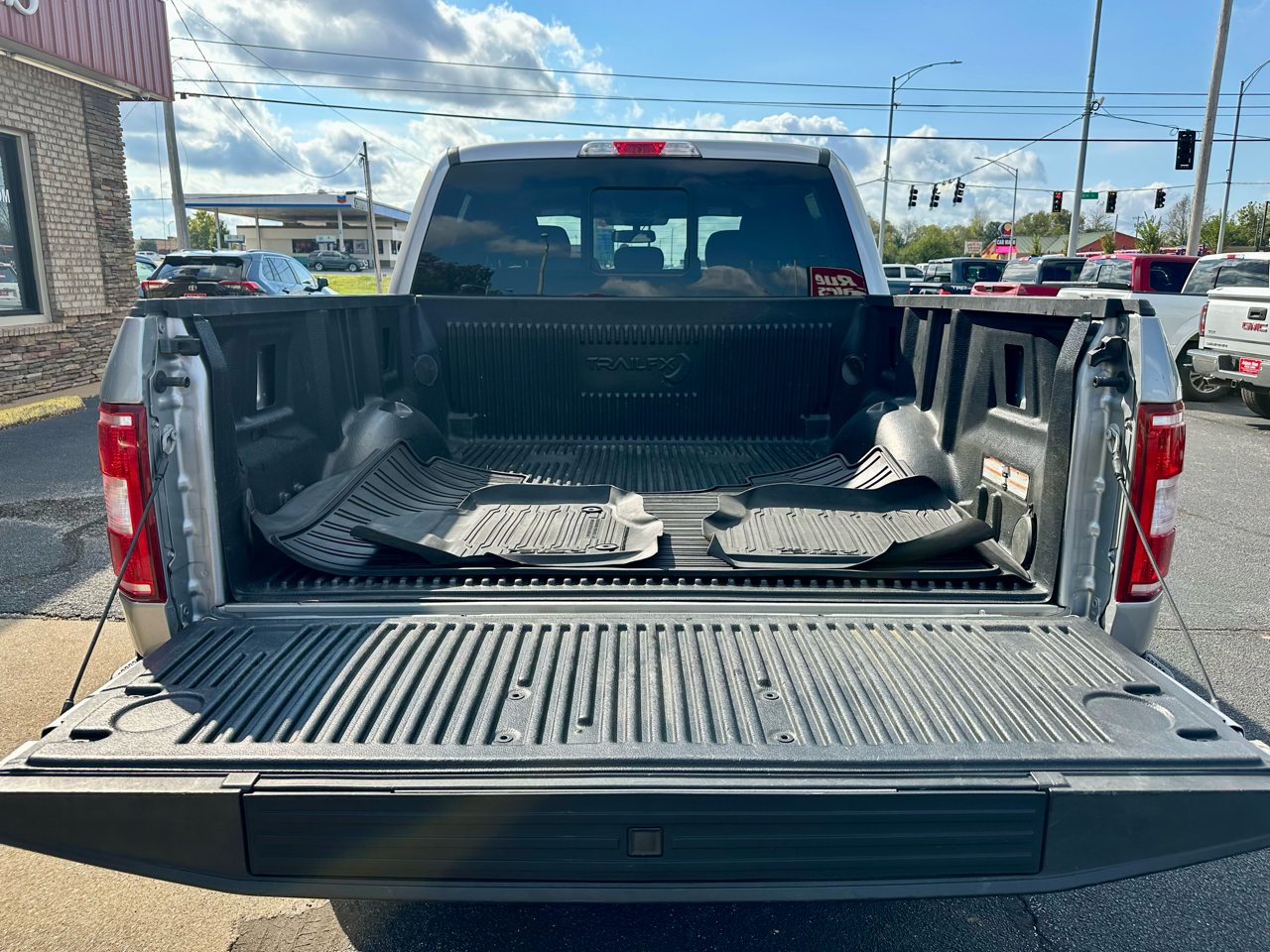 Ford F-150 XLT 4WD SuperCrew 5.5' Box 2020 Ford F-150 XLT 4WD SuperCrew 5.5' Box 2020