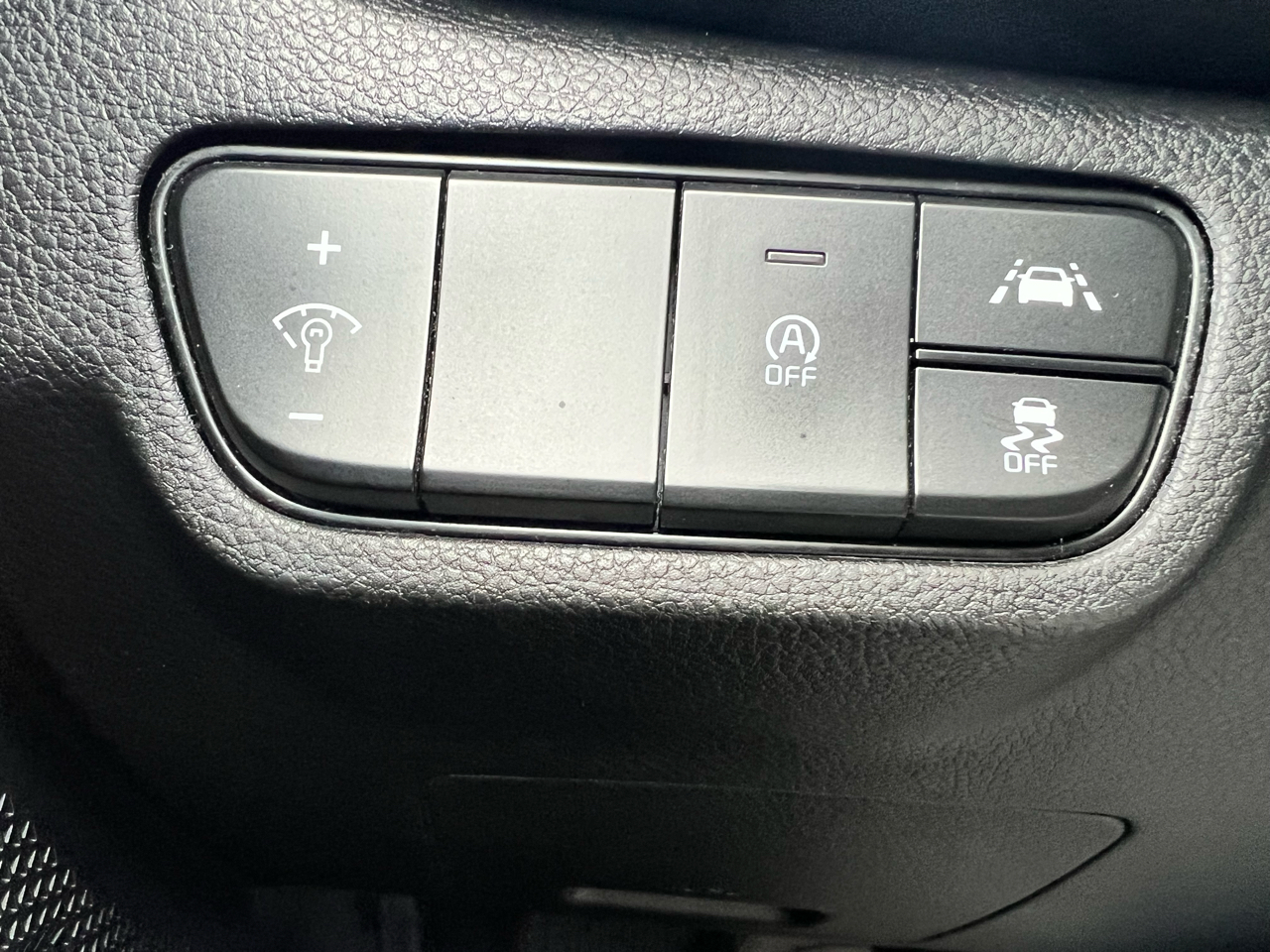 Kia Seltos Nightfall DCT AWD 2023 Kia Seltos Nightfall DCT AWD 2023