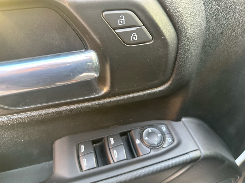 GMC Sierra 1500 Base Double Cab 4WD 2021