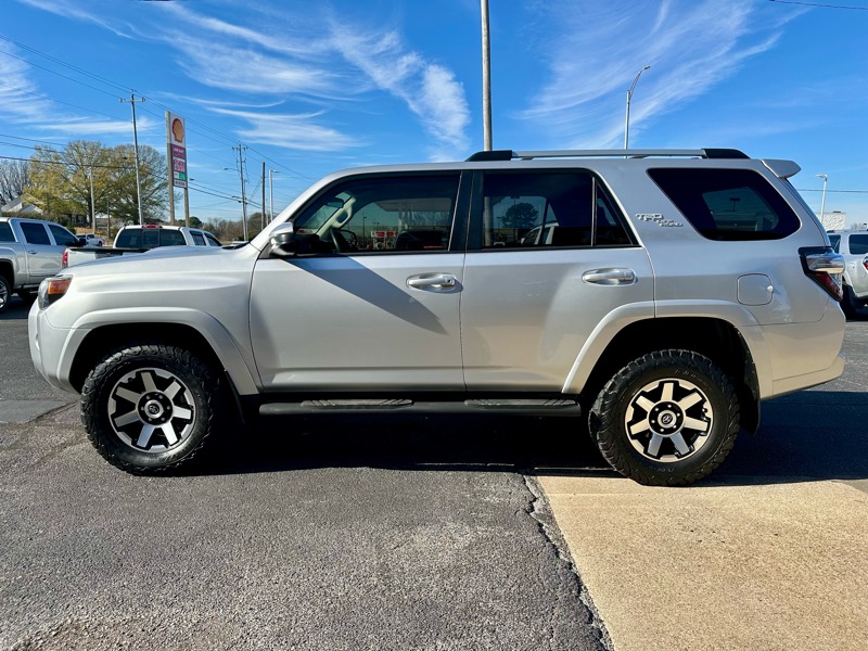 Toyota 4Runner TRD Off-road 4WD 2018