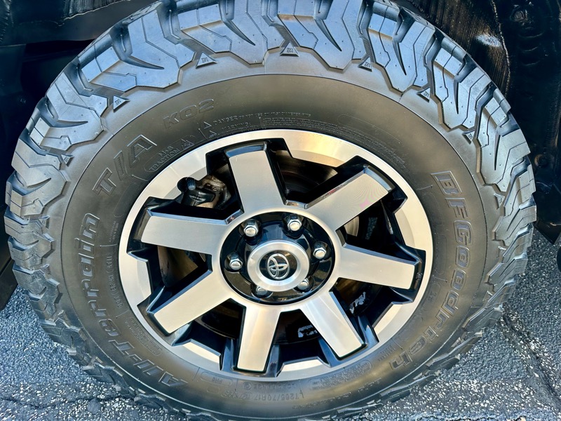 Toyota 4Runner TRD Off-road 4WD 2018