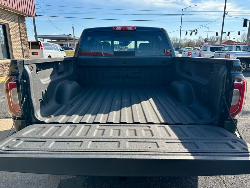 GMC Sierra 1500 SLT Crew Cab Short Box 4WD 2018