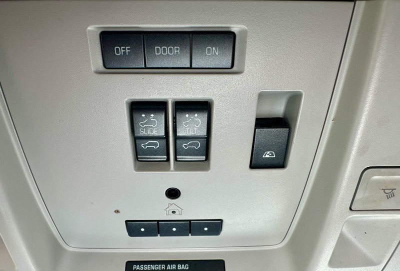 GMC Sierra 1500 SLT Crew Cab Short Box 4WD 2018