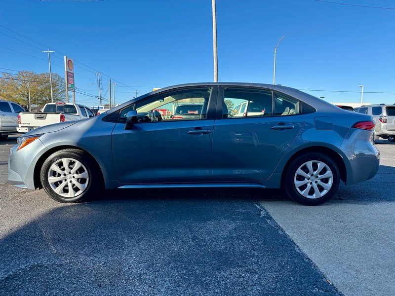 Toyota Corolla LE 2022