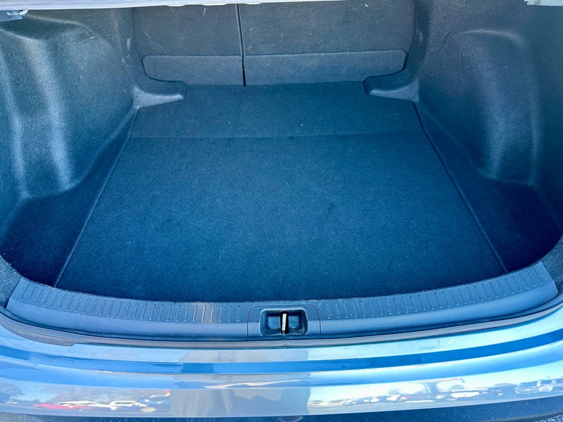 Toyota Corolla LE 2022