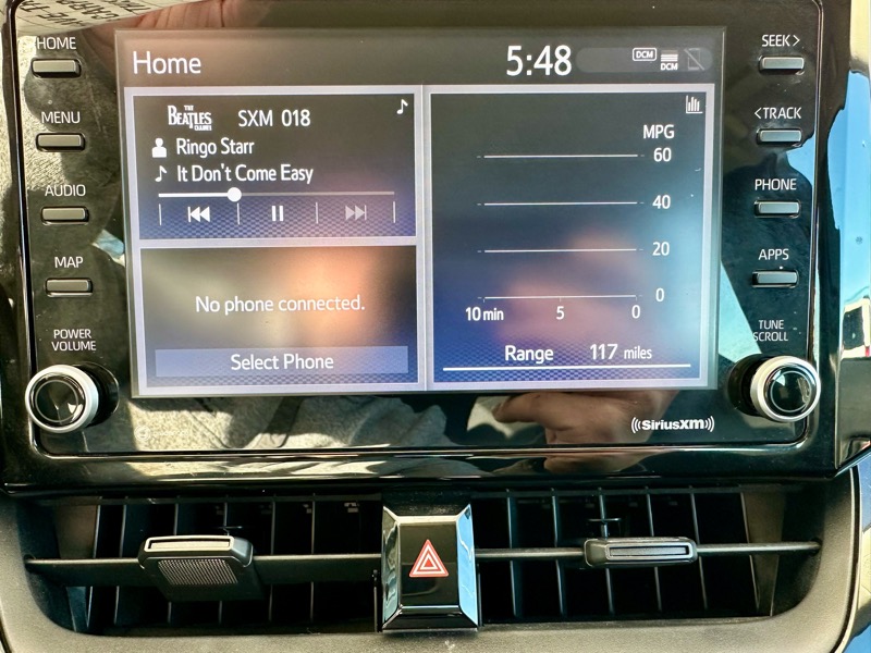 Toyota Corolla LE 2022