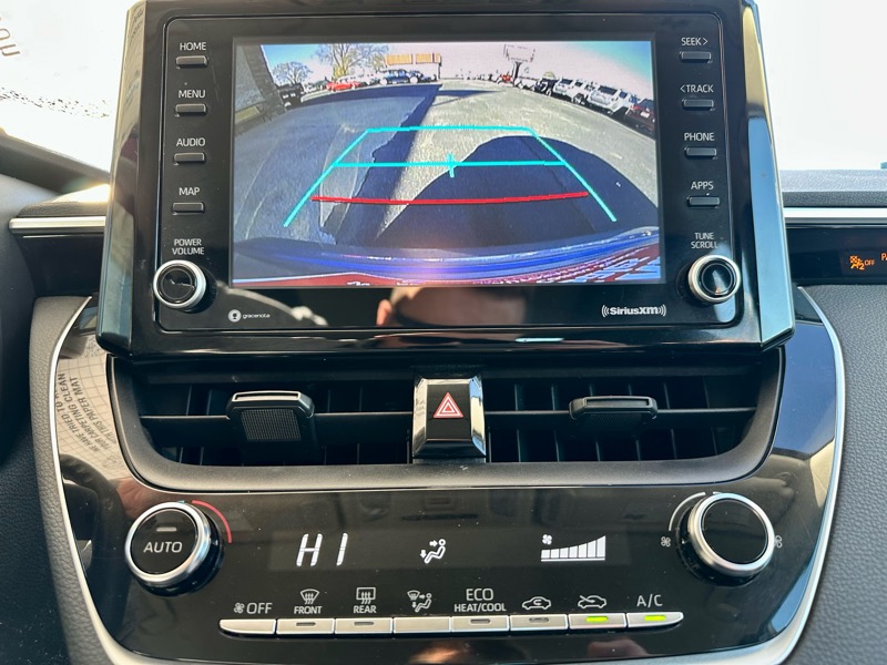 Toyota Corolla LE 2022