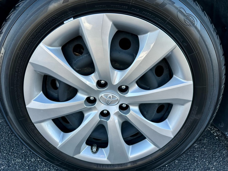 Toyota Corolla LE 2022