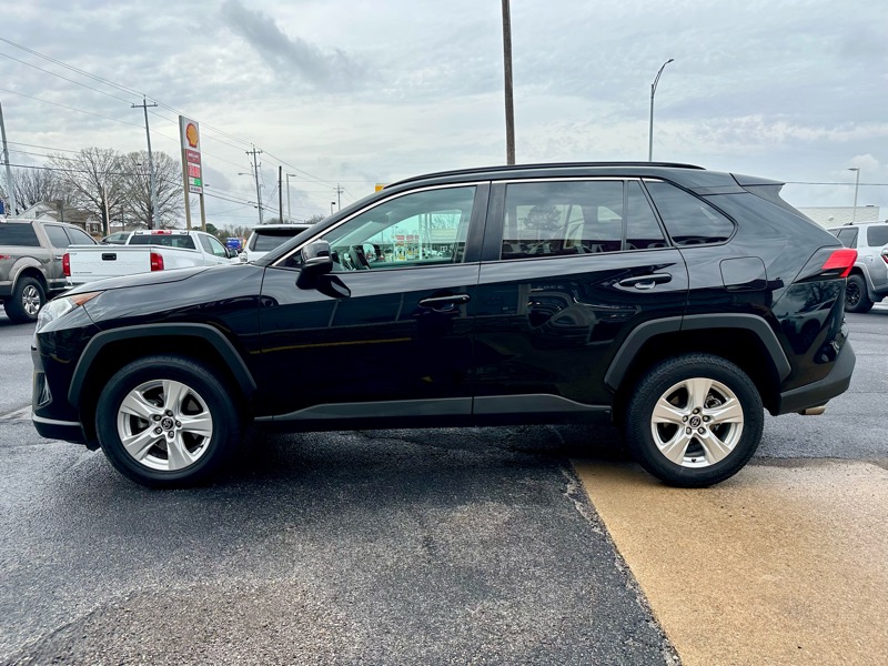 Toyota RAV4 XLE 2020
