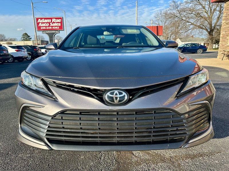 Toyota Camry LE 2021